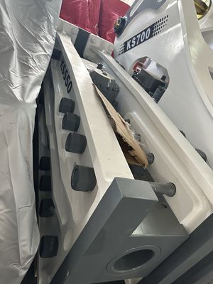 qualité  KS150 Silenced Type 100mm Chisel Hydraulic Breaker For 7-14 Ton Excavator usine