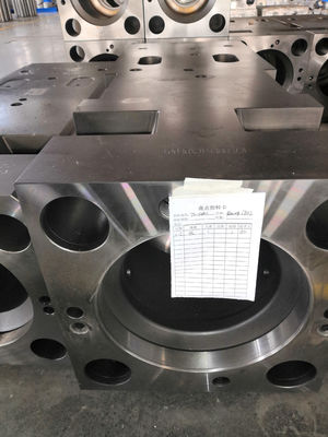 Tête de cylindre avant du moteur Pour KS80 KS100 KS120 Pièces de rechange de disjoncteur hydraulique